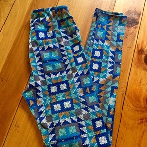 LULAROE OS LEGGINGS; NWOT; MADE IN CHINA 🇨🇳
