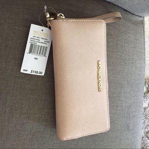 Michael Kors Leather Cynthia Wallet