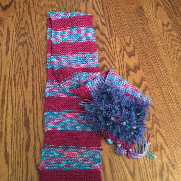 Handmade scarf - Picture 3 of 4