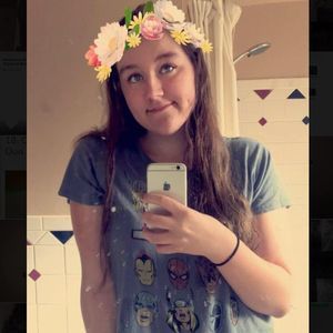 Meet your Posher, Emily