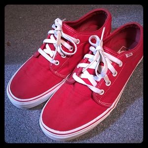 Vans Chukka Low, Red, Size M9/W10.5