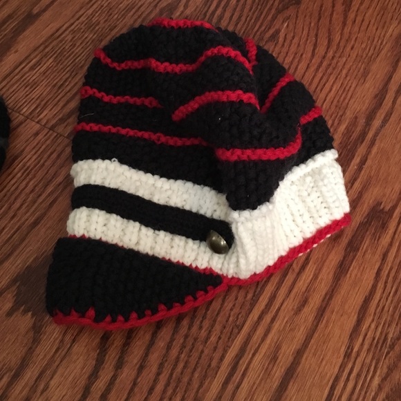 Hat - Picture 2 of 4