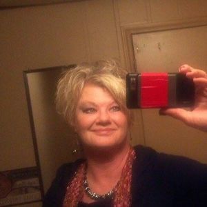 Meet your Posher, Denise