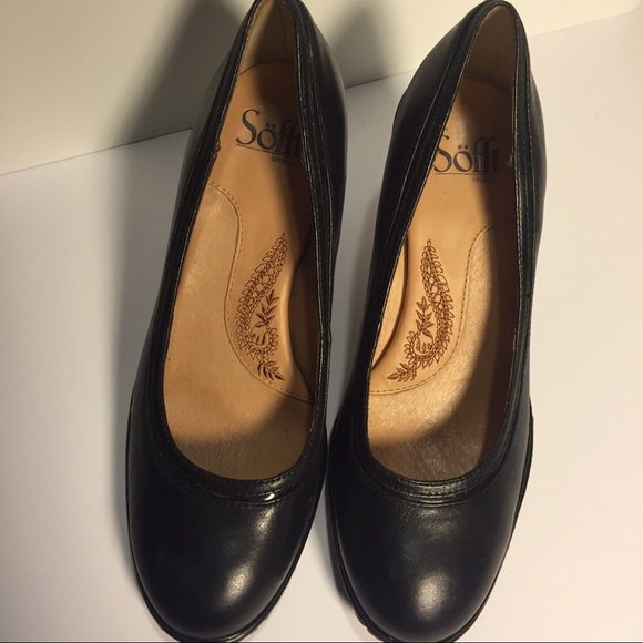 Sofft Round Toe Black Pumps Size 6