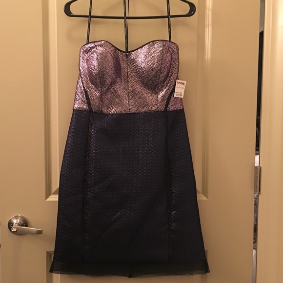 Sassy Cocktail Dress, with a touch of glamour!! - Picture 1 of 4