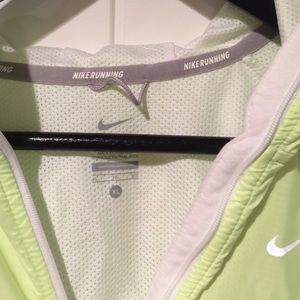 Nike light weight jacket