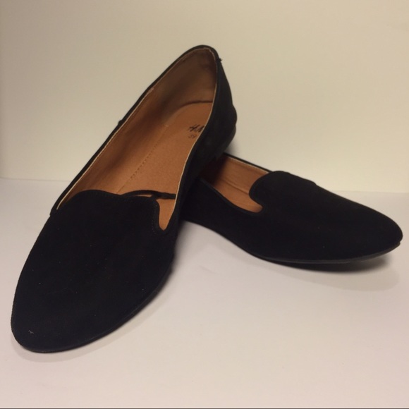Soft and Simple Black H&M Flats Size 8