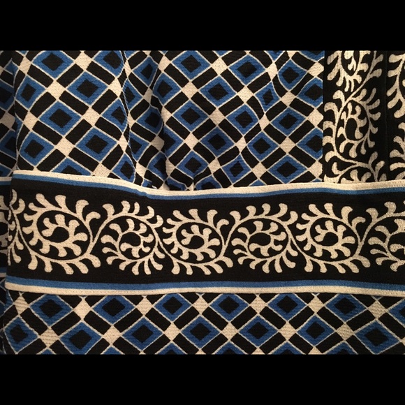 Charter Club V neck top - Picture 2 of 3