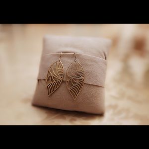 Golden Leaf Earrings