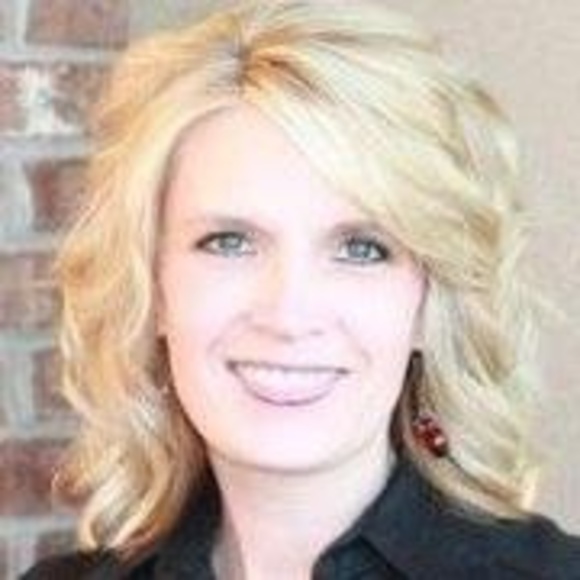 Meet your Posher, Jenell