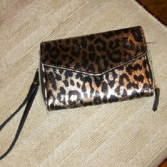 Rose Gold Cheetah Clutch/Wallet - Picture 1 of 3