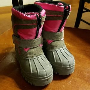 Totes Snow Boots