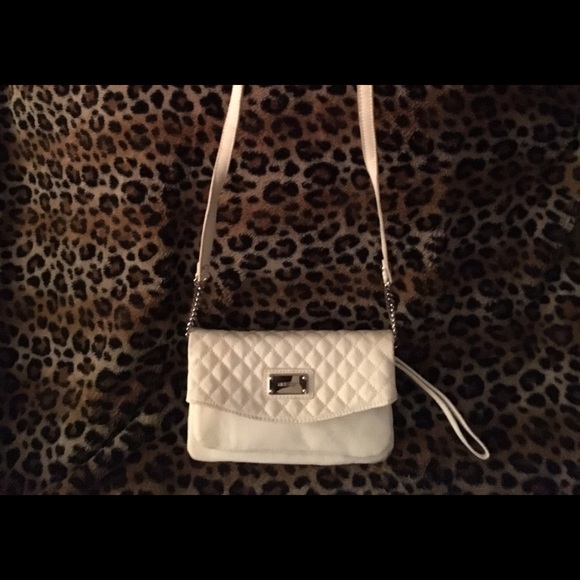 Quilted Nine West Purse with removable strap