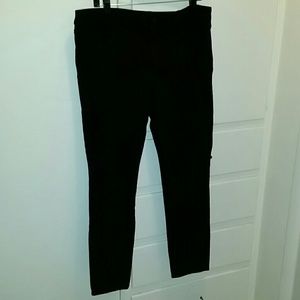 Never worn black jeggings