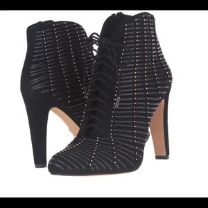 Vince Camuto Magara 38