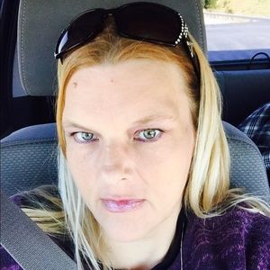 Meet your Posher, Kelli