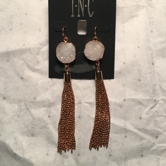 💕White druzy tassel earrings💕