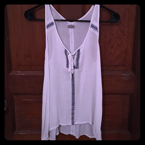 Flowy Tank