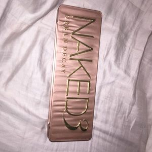 Naked 3 pallet