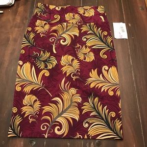 LuLaRoe Cassie skirt small burgundy yellow feather