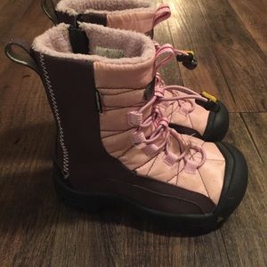 KEEN Kids Girls Winter Snow Boots Size 11