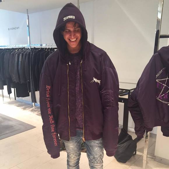 Meet your Posher, Aaron