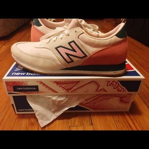 New Balances Size 9