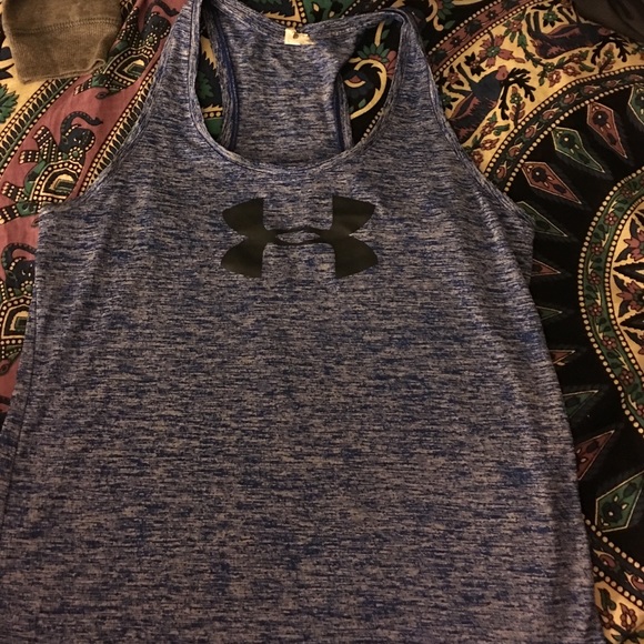 UA tank in size small