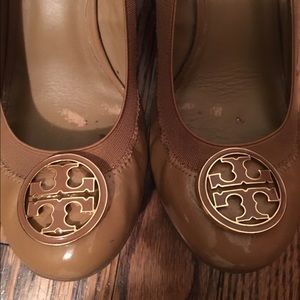 Tory burch wedge shoes