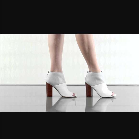 Sam Edelman circus booties size 7