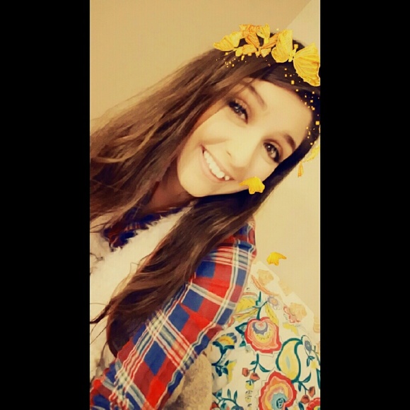 Meet your Posher, Cheyenne - Picture 4 of 4