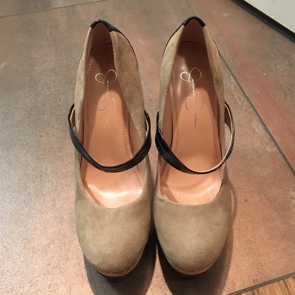 Jessica Simpson Pumps
