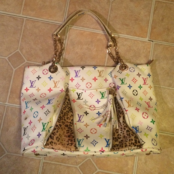 Louis Vuitton purse