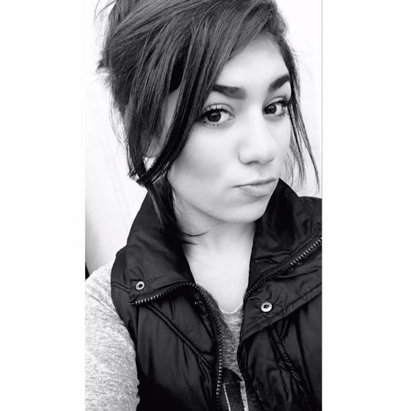 Meet your Posher, Adai - Picture 1 of 1