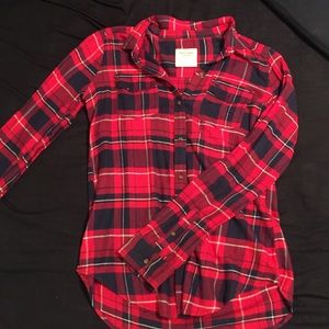 Abercrombie Women's red plaid flannel shirt