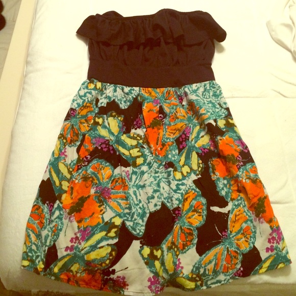 Ruffle strapless sundress - Picture 1 of 3