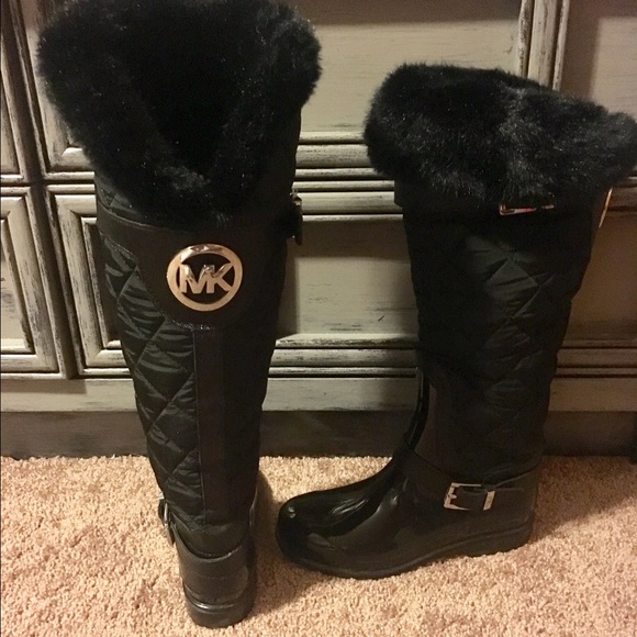 Like New Michael Kors boots