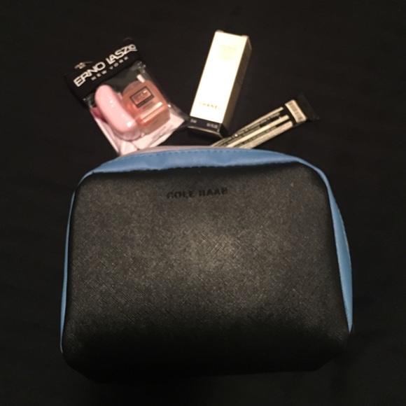 Cole Haan Accessories - “Sold”COLE HAAN toiletry bag Cole Haan Accessories - “Sold”COLE HAAN toiletry bag