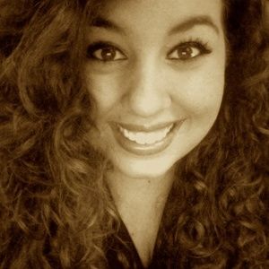 Meet your Posher, Kylee