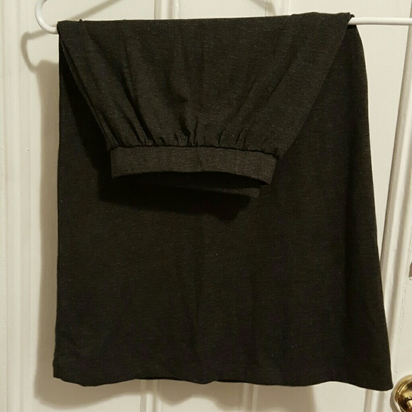Grey gap midi skirt