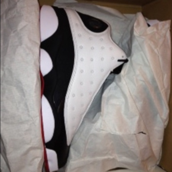 Jordan 13 - Picture 2 of 3