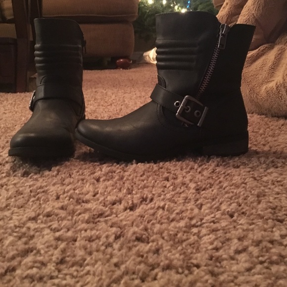 Worn once Rampage black Moto boots