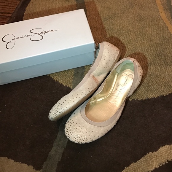 Jessica Simpson flats - Picture 2 of 4