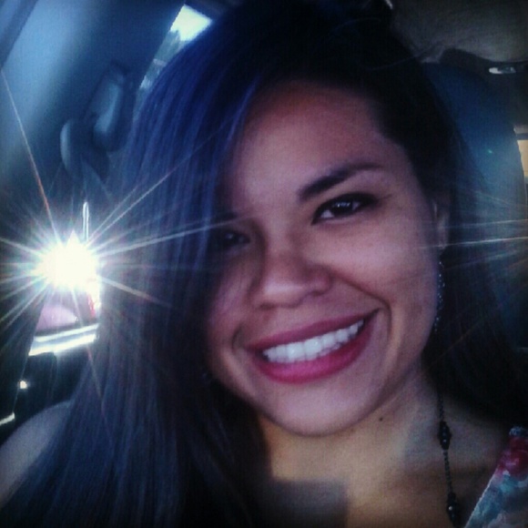 Meet your Posher, Celeste