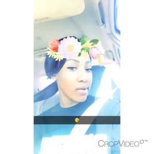 Meet your Posher, Mia