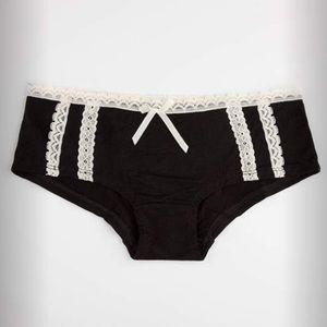 Tillys bees will buzz black lace boyshorts