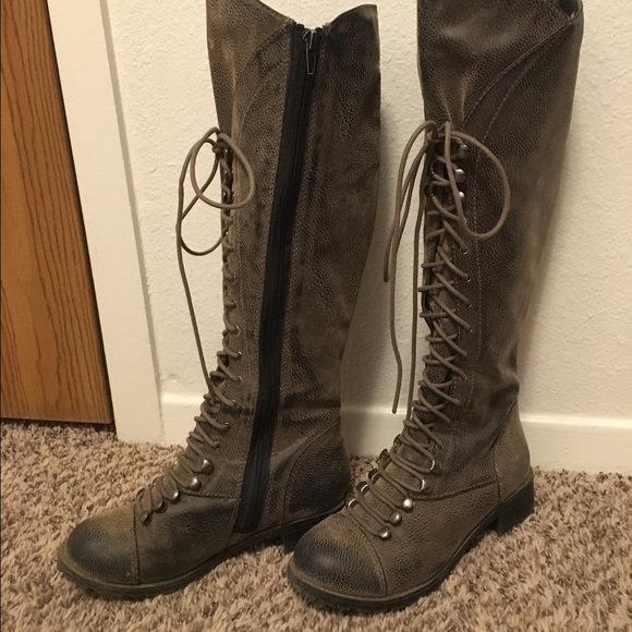 Knee high lace up boots!