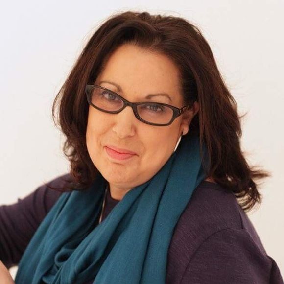 Meet your Posher, Michele