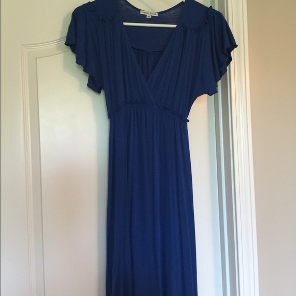 V neck dress