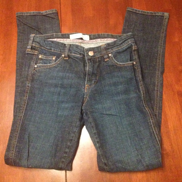 Old Navy Size 2 Skinny Jeans